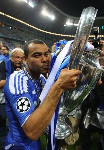 阿布时期切尔西最佳阵容11人（告别倒计时：阿布拉莫维奇时代切尔西最佳11人，历史会永远记得）