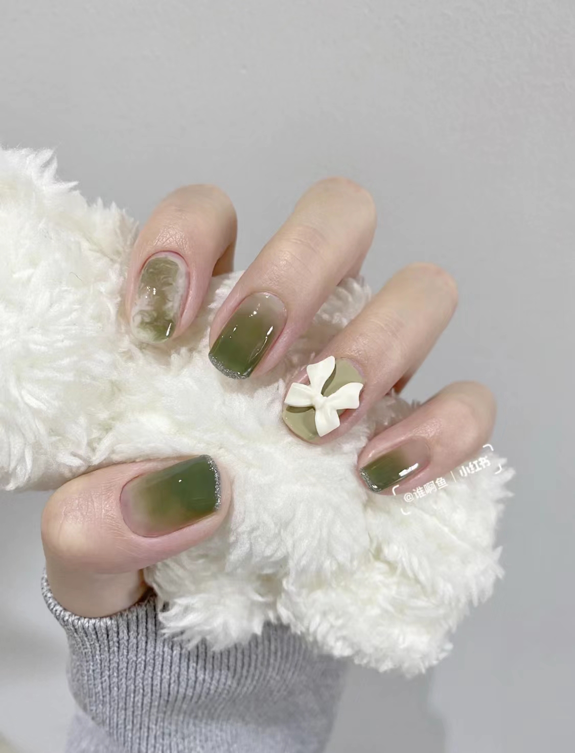 指甲图片美甲2017春天(开春纠结做什么美甲)