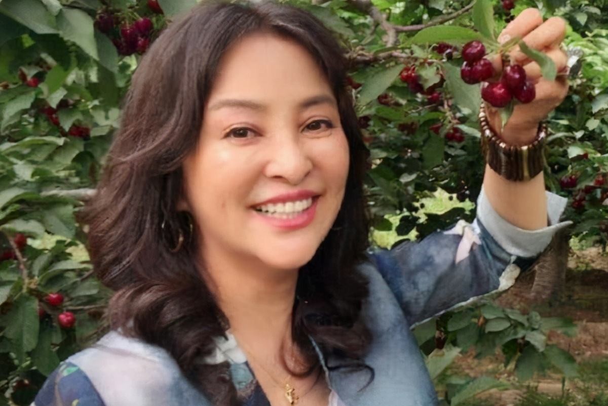 嫁给外国人的女星们，离婚的各有各的不幸，幸福的都有个共同点