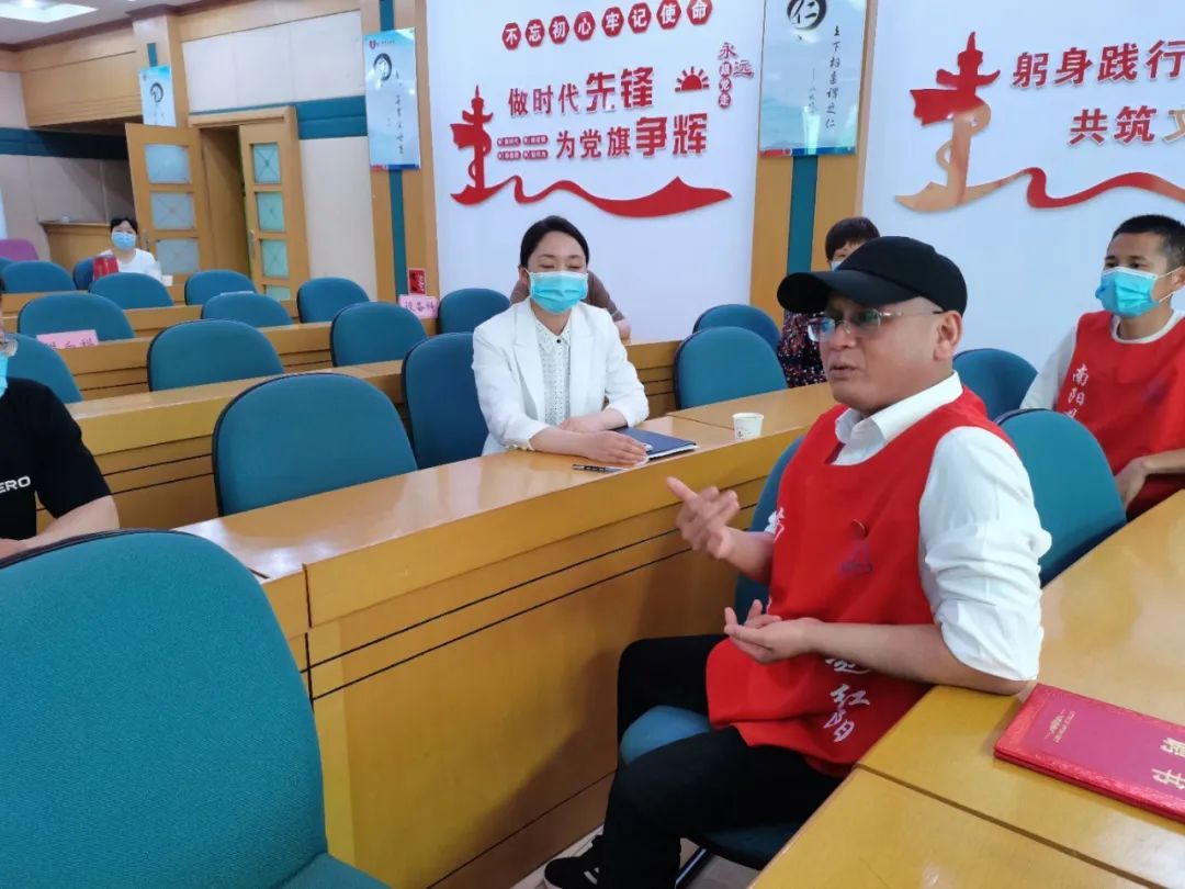 ����������Ѫվ�����޳���Ѫ��������Ա��ѵ��Ƹ��䷢��ʽ