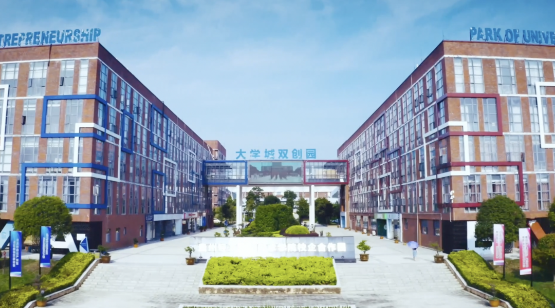 你好，我叫贵安！这是我的最新名片