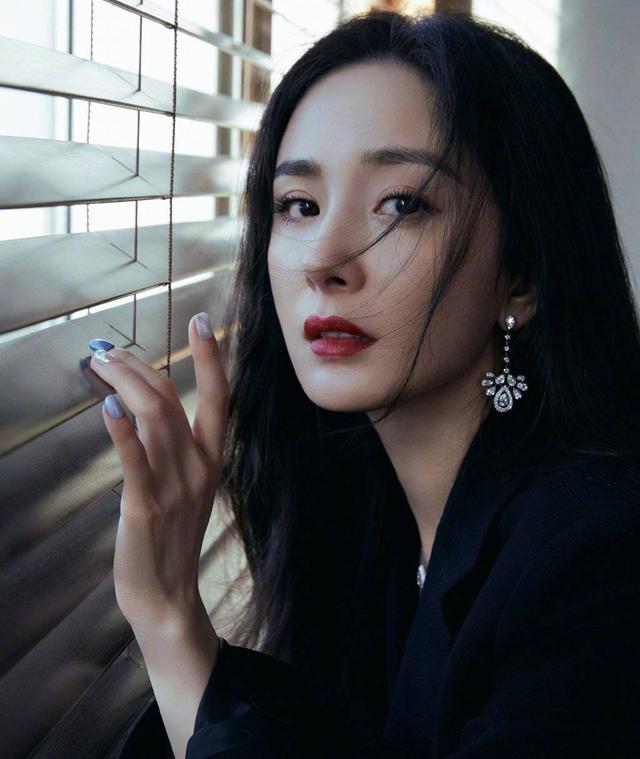 说起娱乐圈最火的女明星