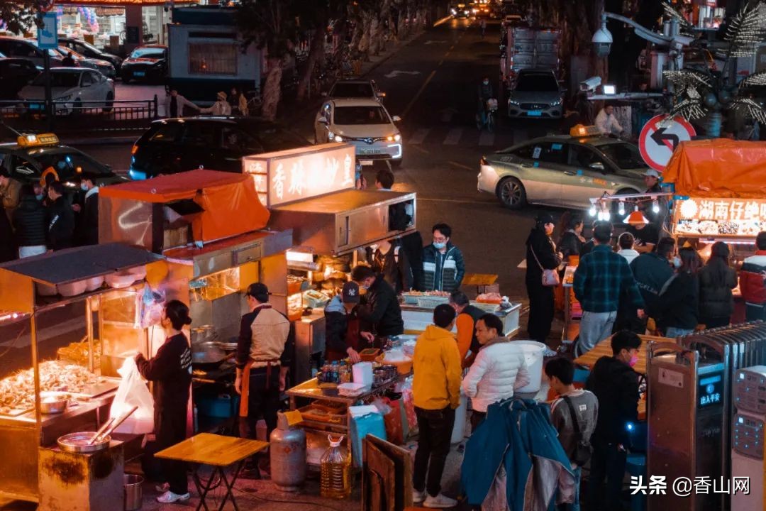 珠海最著名美食一条街（越来越火爆，你没见过的网红夜市）