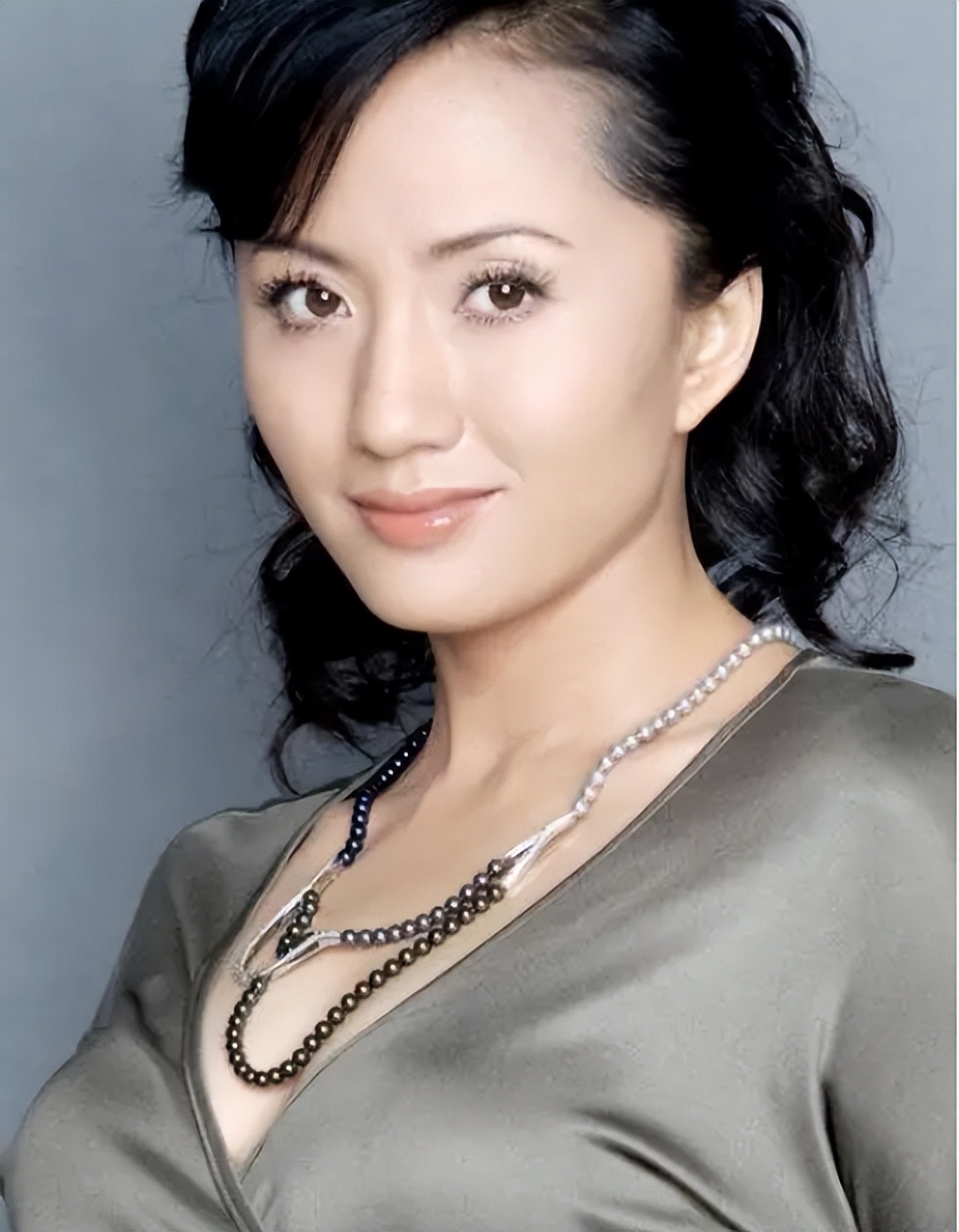 史兰芽个人资料图片 史兰芽个人相册-蟋蟀号,争做互联网的一股清流