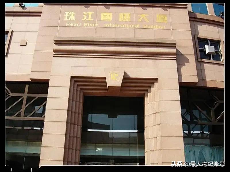 2002年，南大硕士为骗取保险，在飞机上纵火，导致112人全部遇难