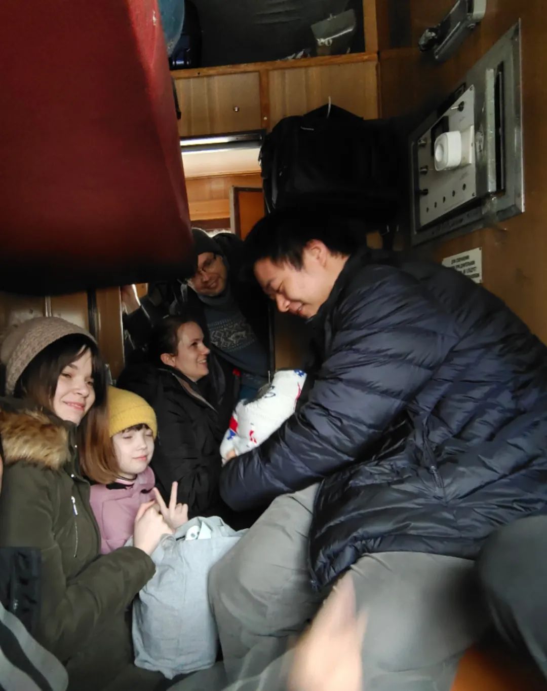 中国留学生，逃离战火中的哈尔科夫