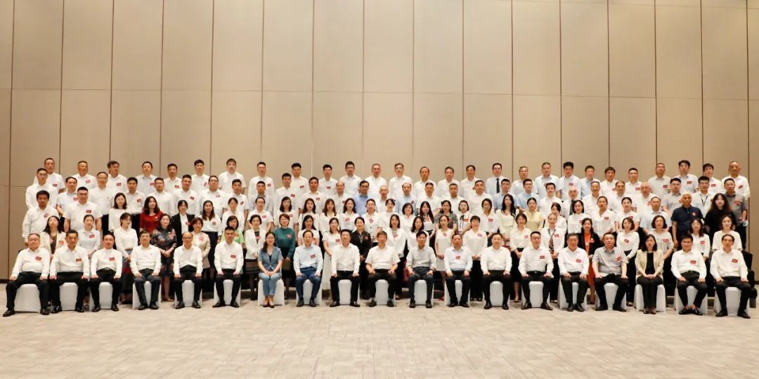 绿叶当选苏州高新区慈善总会荣誉会长单位