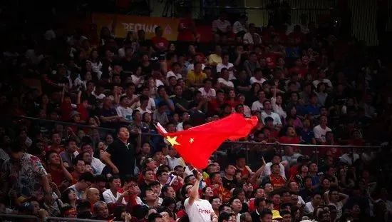 nba球员为什么不进国家队(结束了！官宣退出FIBA两年！全是NBA球员的国家队)