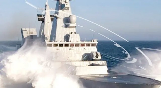 ��������֮��ս�Ժ�Ǳͧ�������ж���������������ֻ��һ˲��