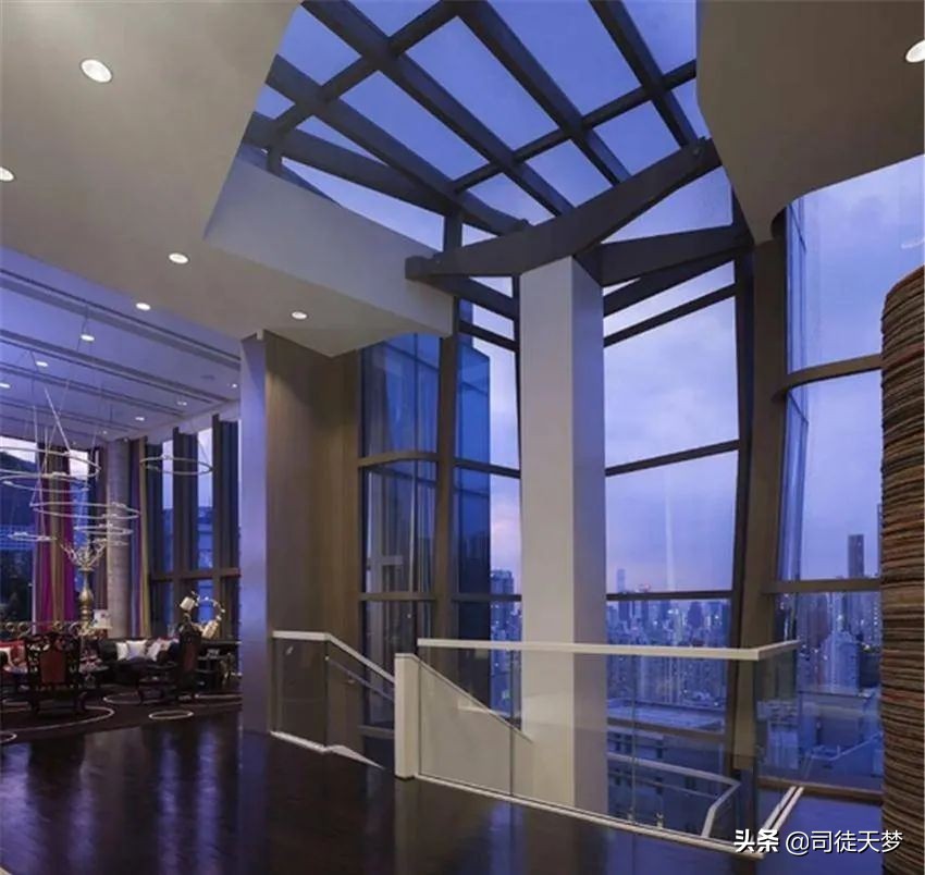 被盗失火，港星的豪宅比他们的花边还好看