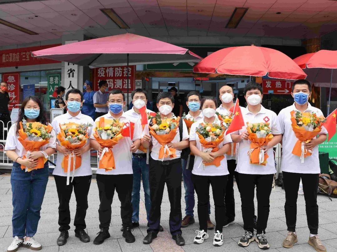 再唱凯歌！江西省人民医院援高安核酸采样队、国家紧急医学救援队（江西）核酸检测队返昌