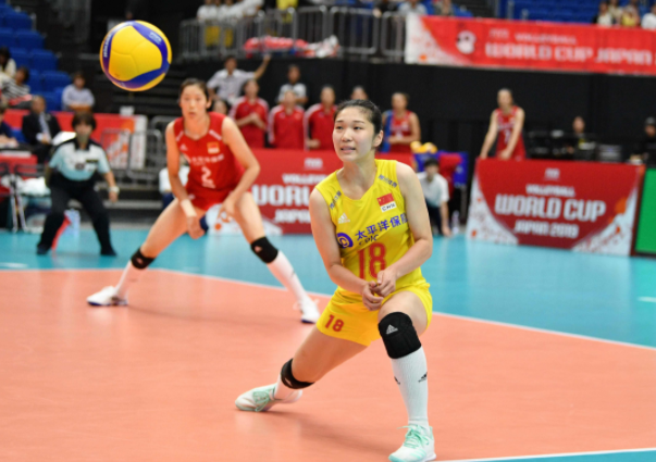 王梦洁和安家杰的关系爆光（王梦洁首次回应“网暴”，亲承不会自暴自弃，曾被称安家杰关系户）