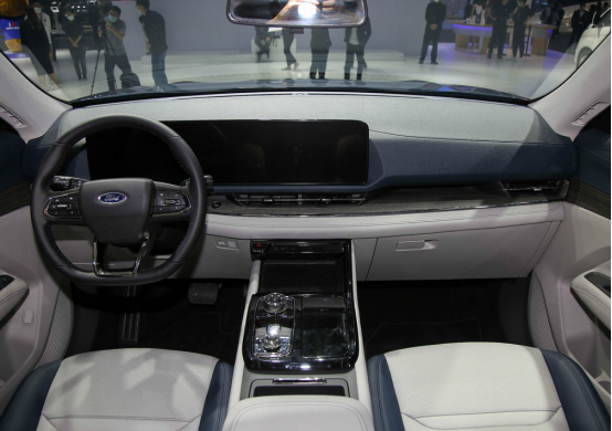 江铃福特推全新中型SUV，全系标配1.5T，预售15.88万起，值得买吗