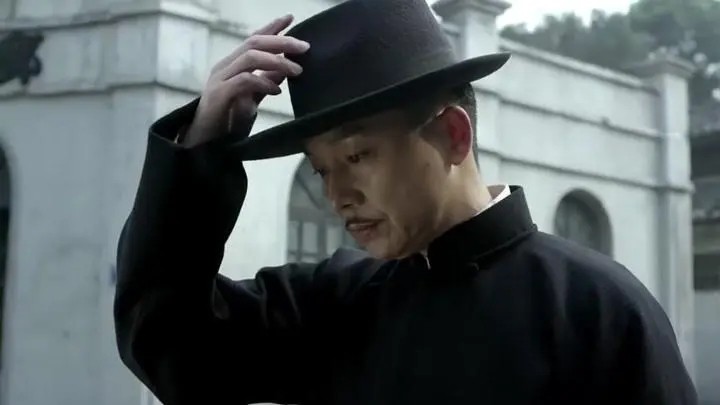 《伪装者》：于曼丽到死都不知道，王天风为何要吃她口中的棒棒糖