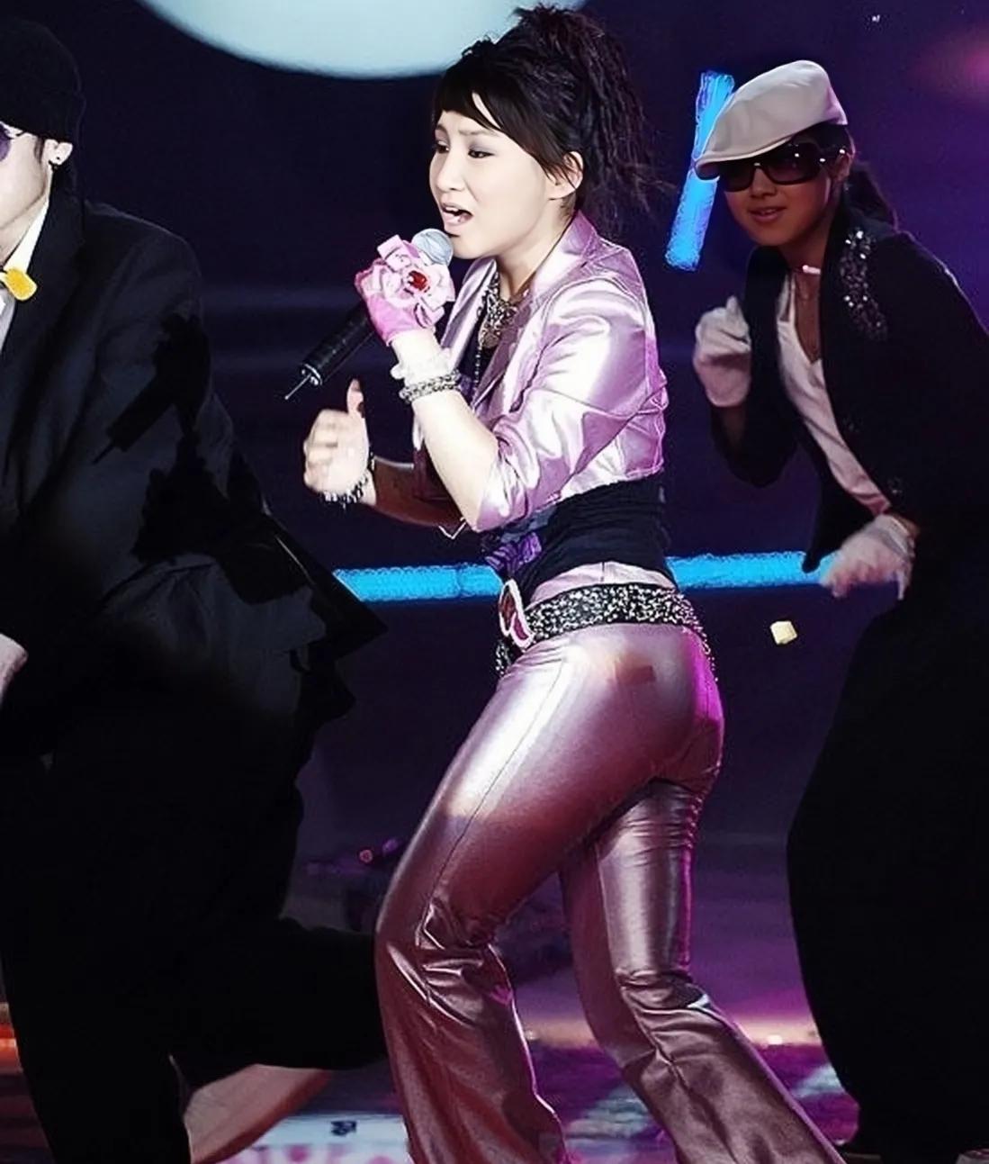 艾梦萌:06届超女,被称为小李玟,如今远嫁新西兰做起了农场主