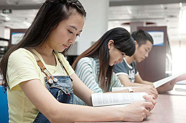 辽宁这所高校令人记忆深刻，现在却今非昔比，沦为“双非”院校