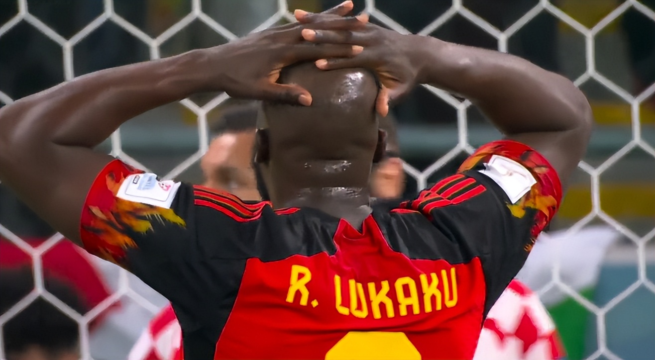 卢卡库参加过几次世界杯（0-0出局，世界第2沦为笑话！国米巨星粗劣表演：2次空门不进）