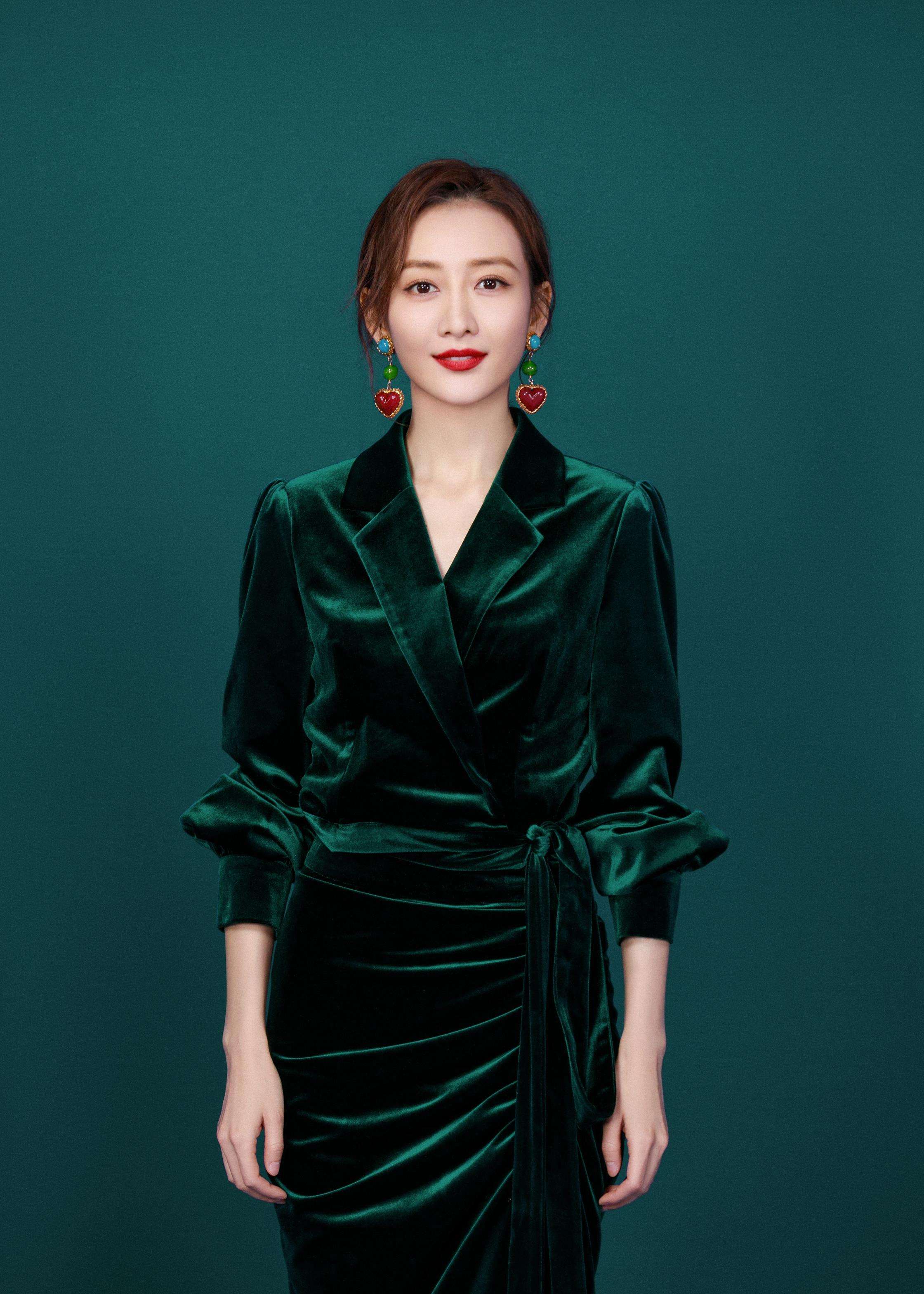 貌美如花却至今未婚的10位内地大龄女星，各有各的苦衷