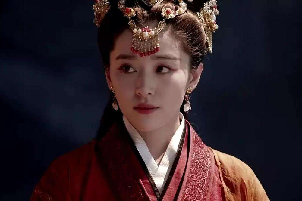 古代女人自己可哺乳,官宦之家为何还要请乳母,自己喂养不行吗?