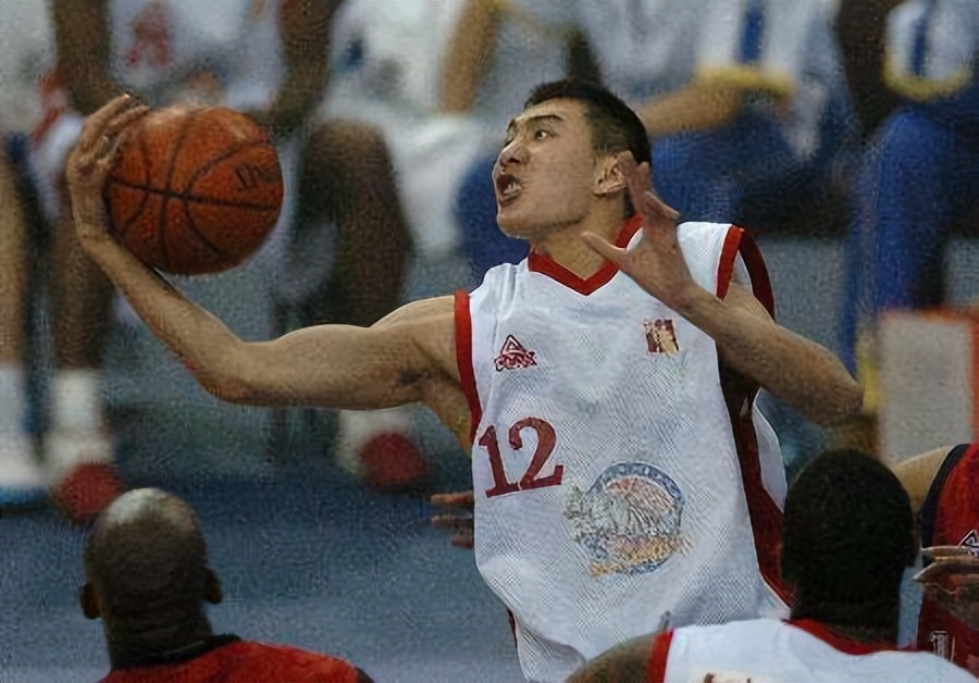薛玉洋為什么去nba（NBA365天365星-薛玉洋）
