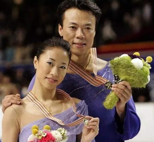 申雪/赵宏博：相遇30年，四届奥运会终成冠军，在冰上求婚和结婚