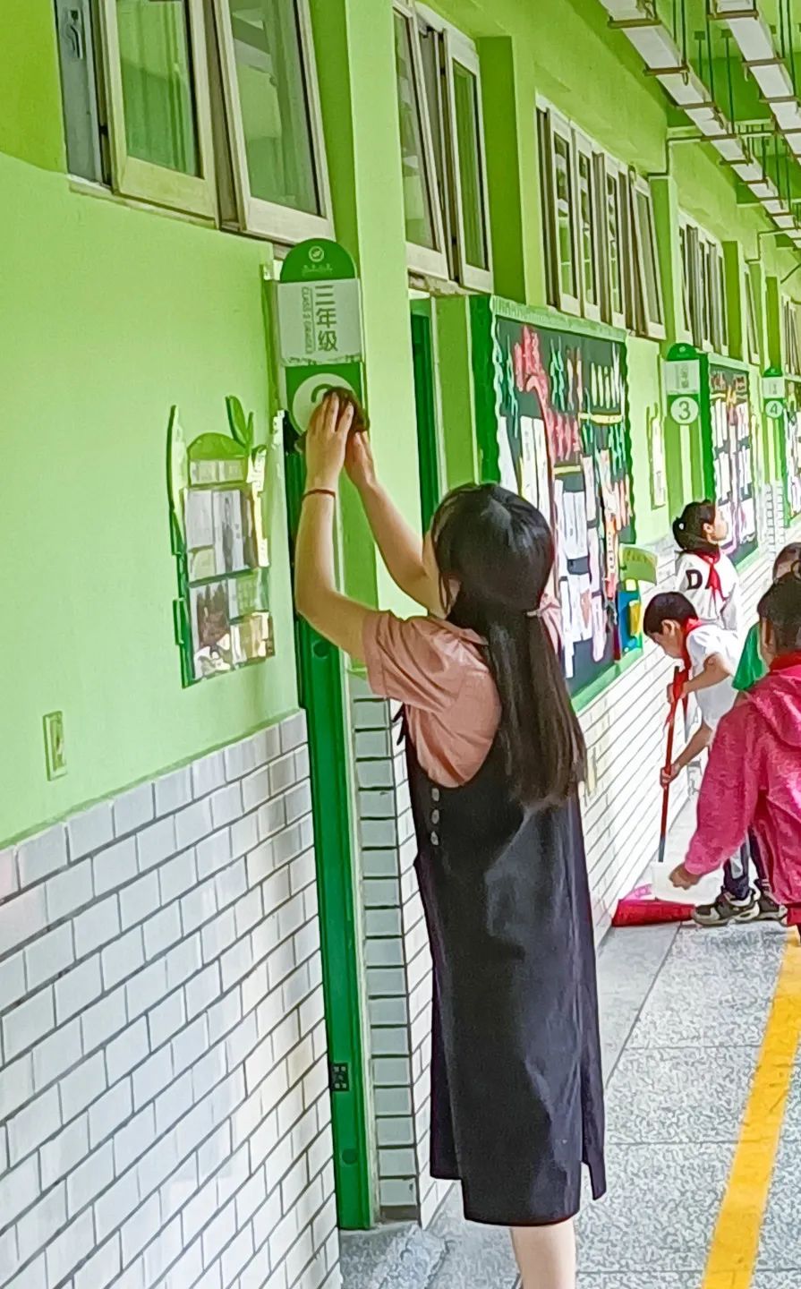 成都市双流区双华小学开展“当家竹娃爱劳动”主题教育活动