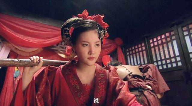 一丈青扈三娘被方腊开膛食用（名著解读之一丈青扈三娘）