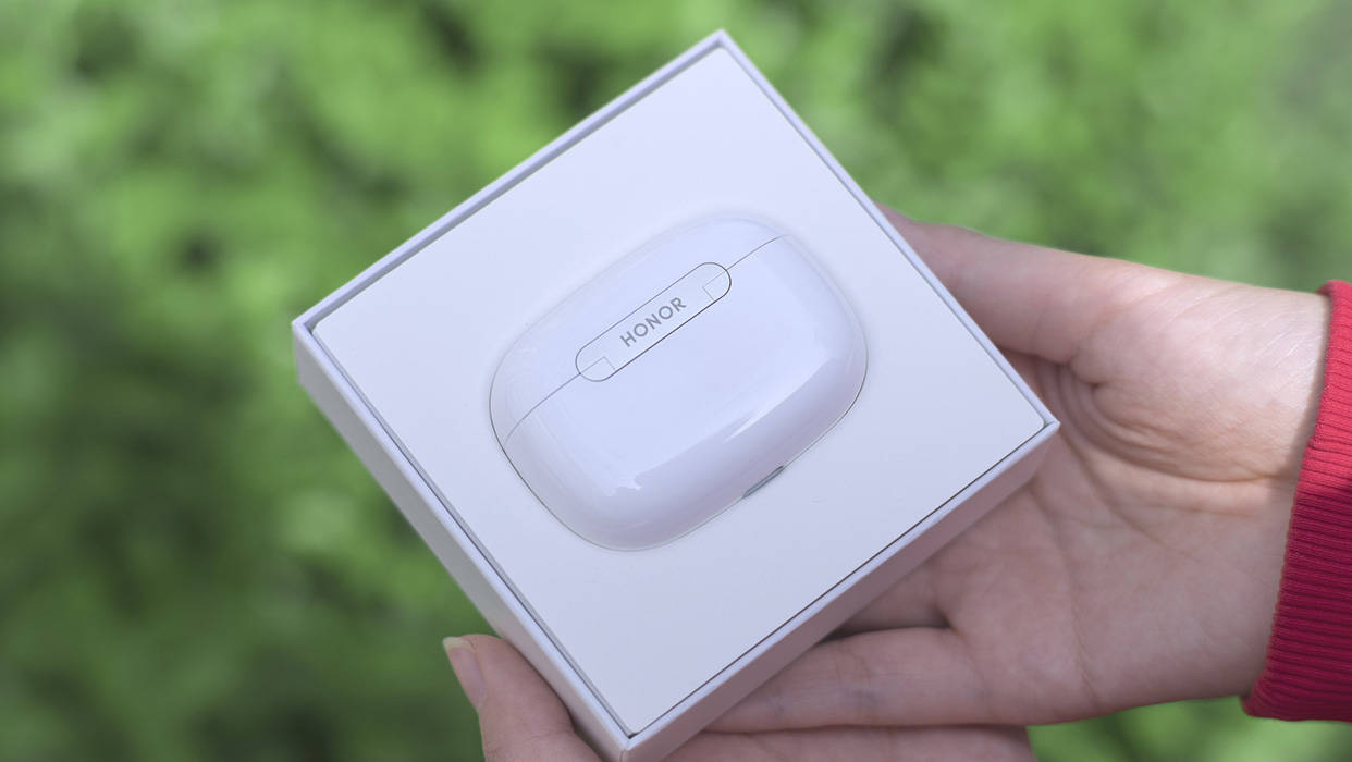 TWS耳机界的一匹黑马，荣耀Earbuds 3 Pro千万不要错过