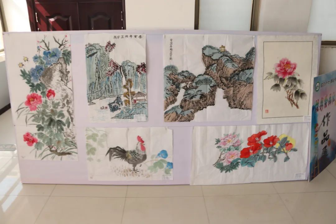 瞅瞅咱們合陽(yáng)中學(xué)生的藝術(shù)節(jié)書畫展（多圖）