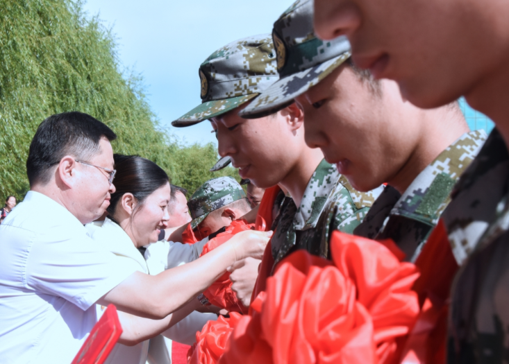 2022年“征兵新规”，政审有了“新要求”，部分学生将与军人无缘
