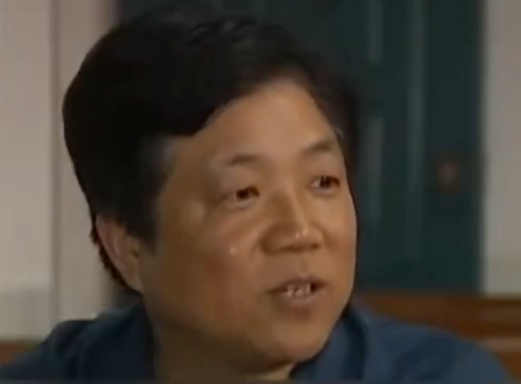 湖南乡村夜半总传来神秘敲门声，村民推门不见人，究竟真相如何