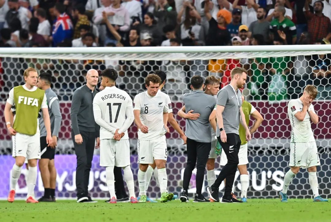 为什么世界杯不是两回合（32强全部落位，足球世界进入“卡塔尔时间”）