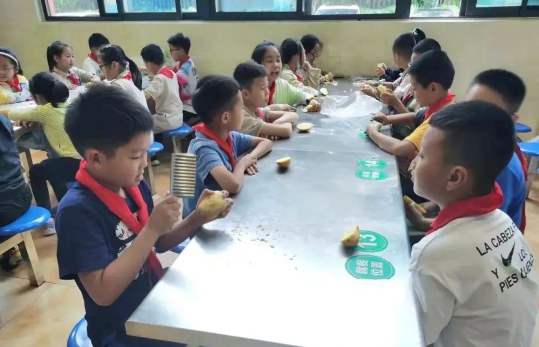 劳动之底色 幸福之源泉｜记双流区实验小学外国语学校劳动系列课程