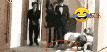 陈晓爬土堆，胡歌划旱船，黄圣依蛇出洞，那些幕后让我笑到肚痛