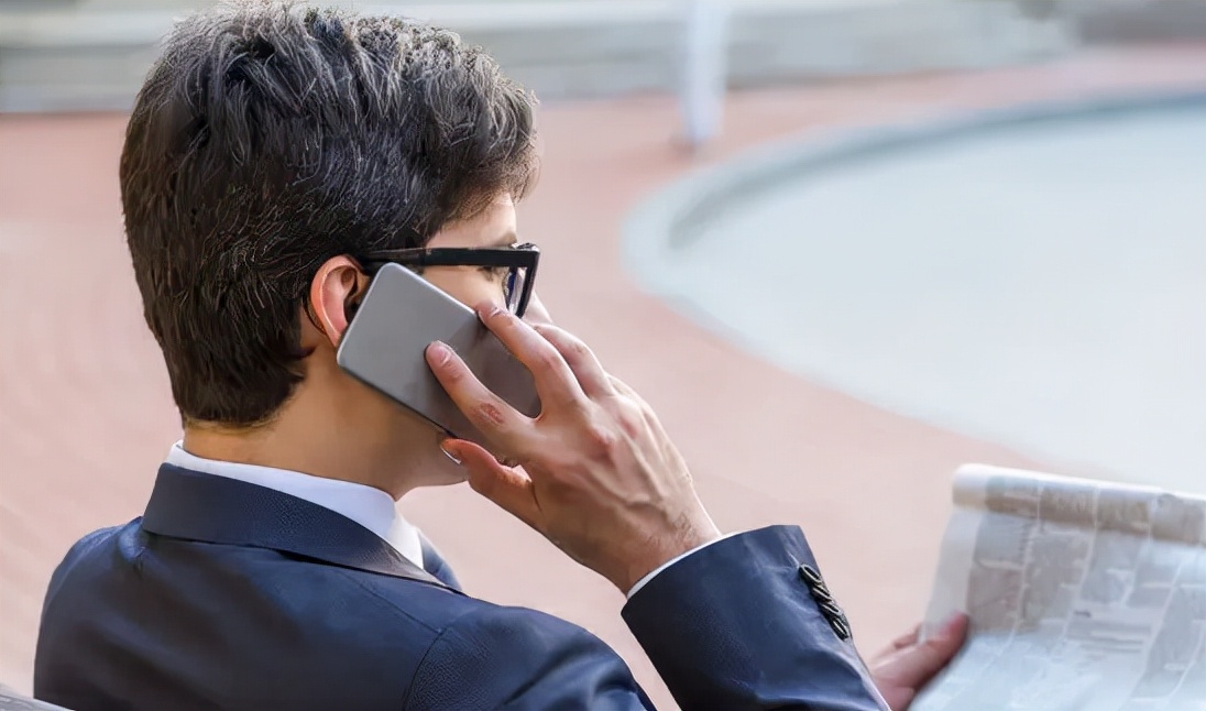 高考险被顶替，康辉：如果没有父亲的奔走，我的人生必定要被改写