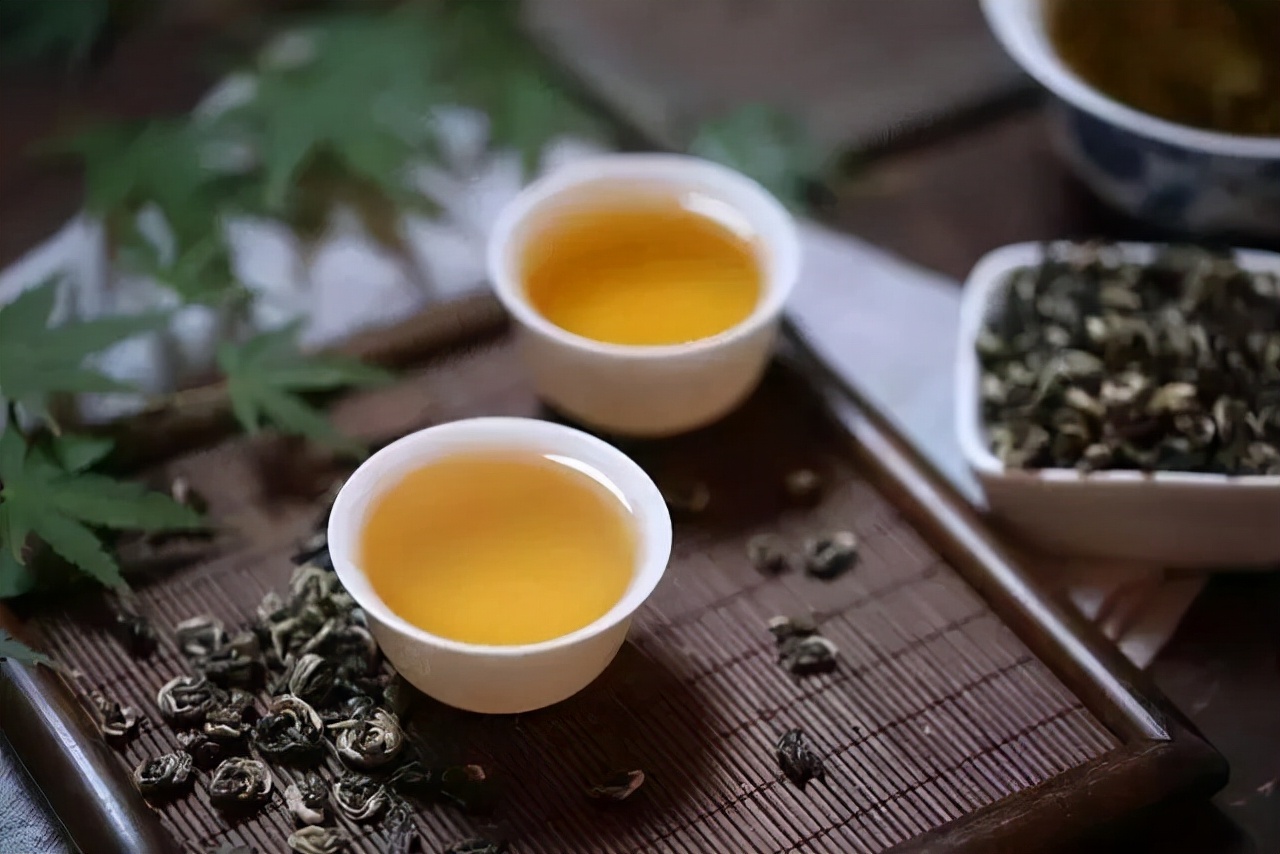追女生送礼物的技巧（套路女生想要什么礼物）