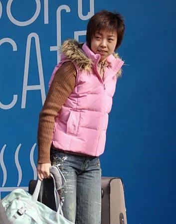 乒乓名將張怡寧老公（13年后再看張怡寧徐威大20歲的盛世婚禮，一兒一女是最好的回應）