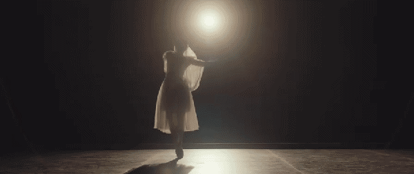 首播4小时就拿下飙升榜第二名，悬疑片《远山淡影》凭啥这么横？