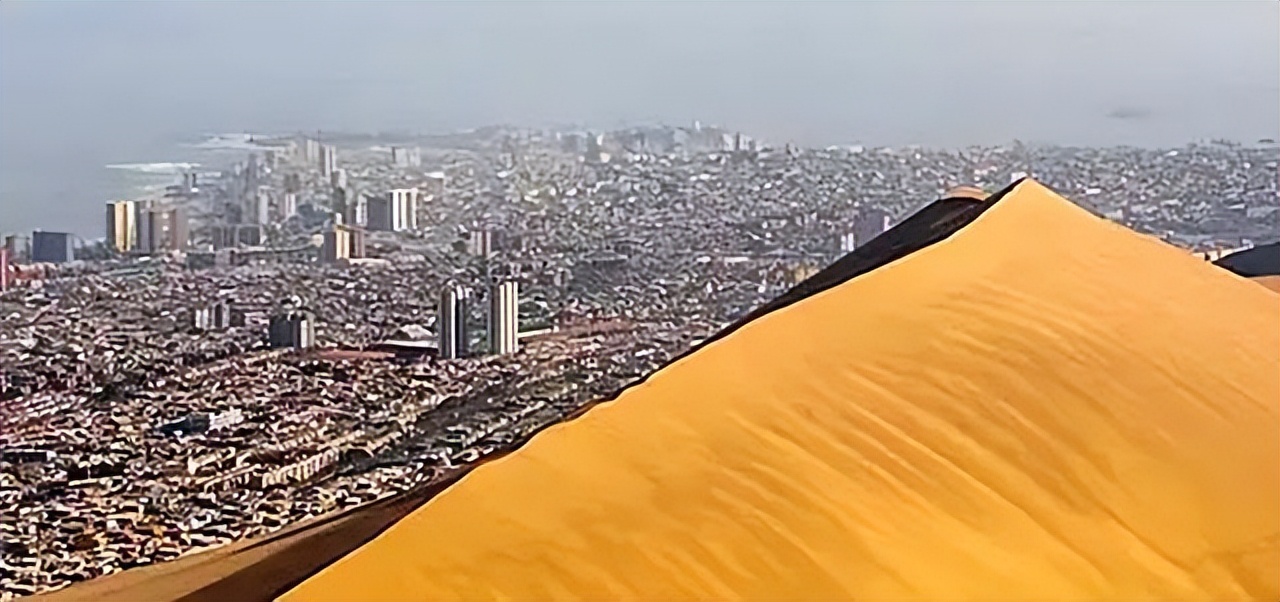 太平天国失败后，残部逃亡到此国，现有20万华人，还讲着广东话