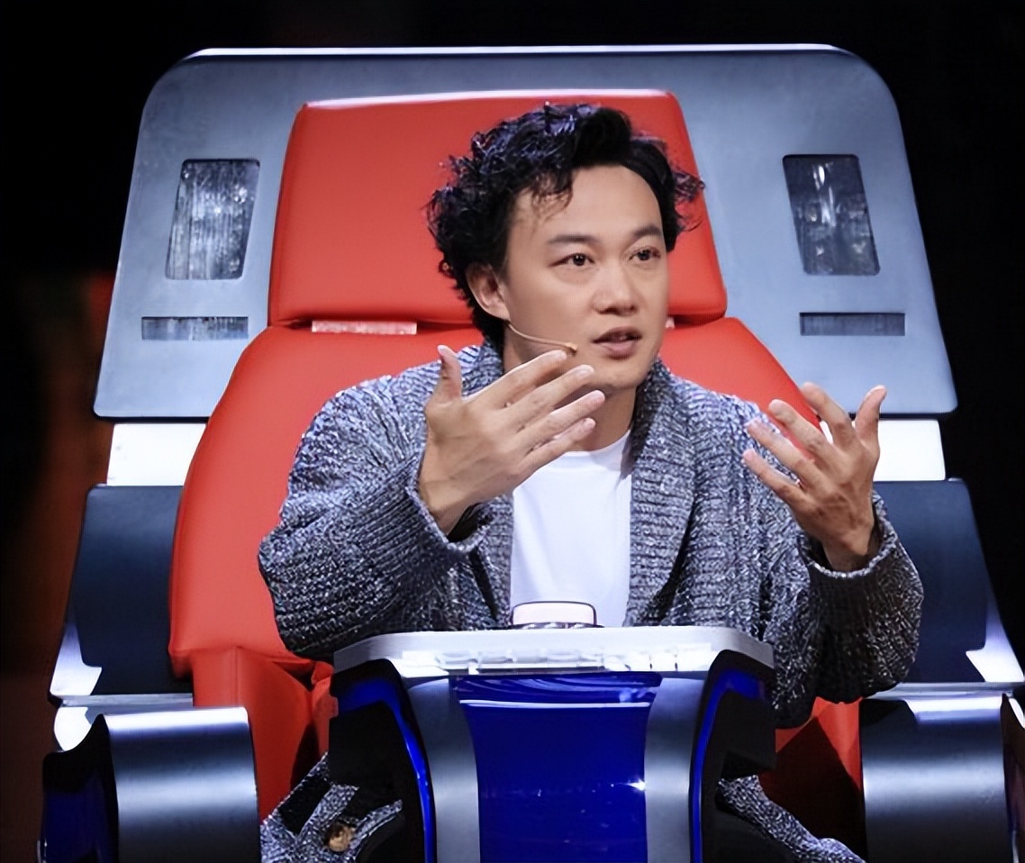 时代少年团遭闭麦，油漆当牛奶给人喝！娱圈的暗箱操作有多可怕？