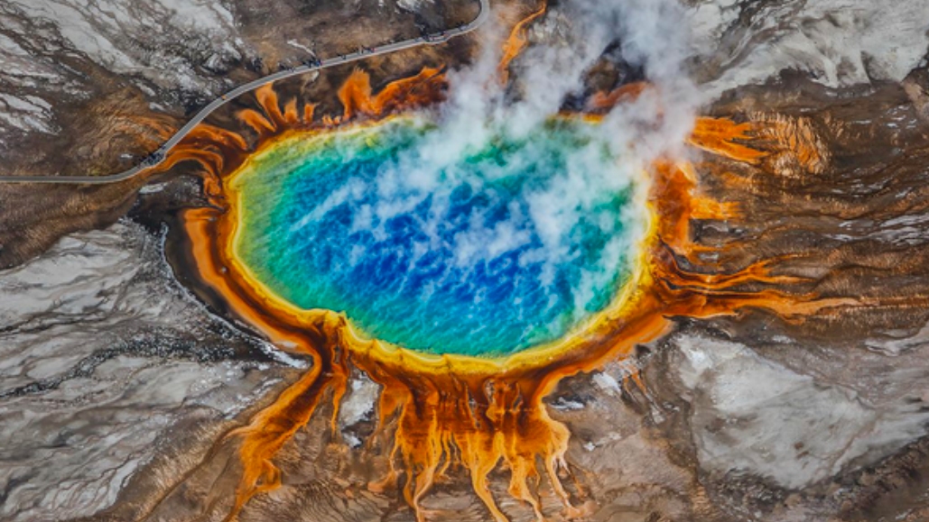 黄石国家公园火山爆发图片