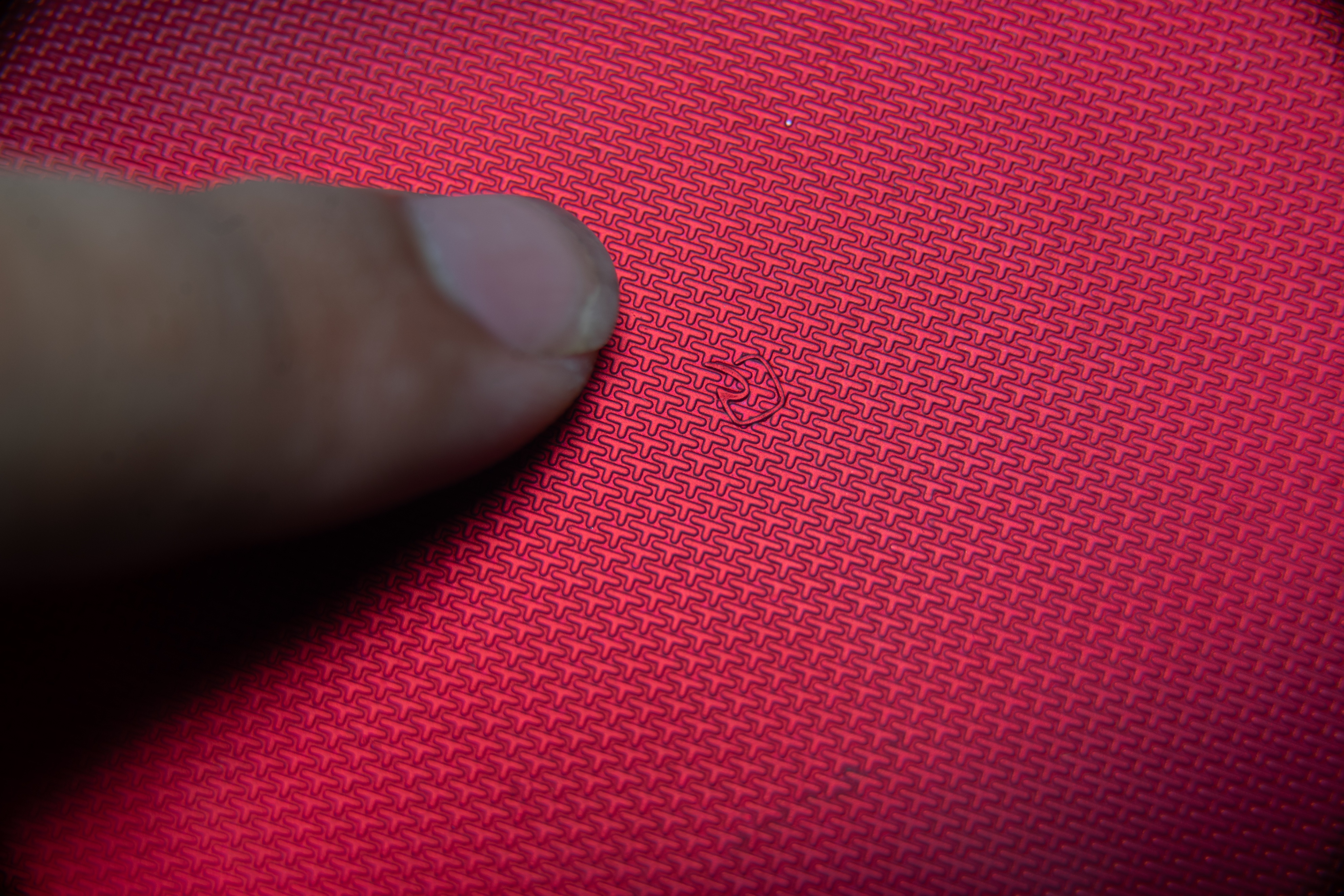 全面屏鼻祖-夏普402sh(外观与屏幕)