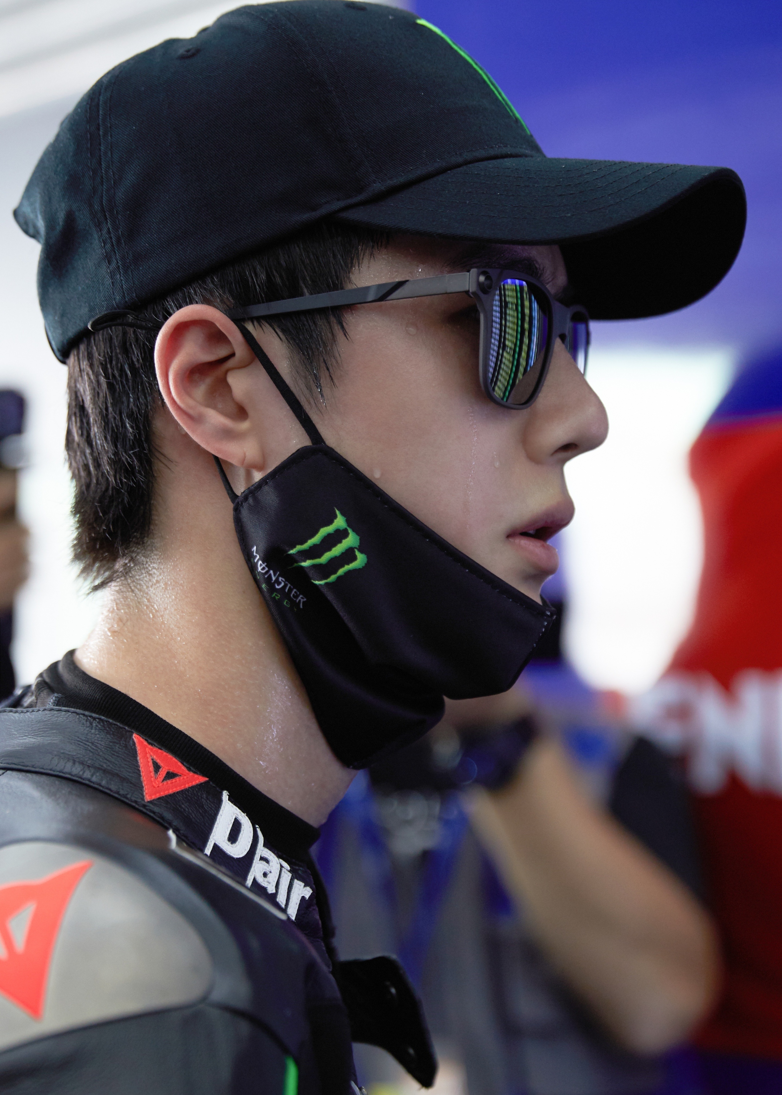 王一博素颜无滤镜照片曝光,素颜状态令人意外