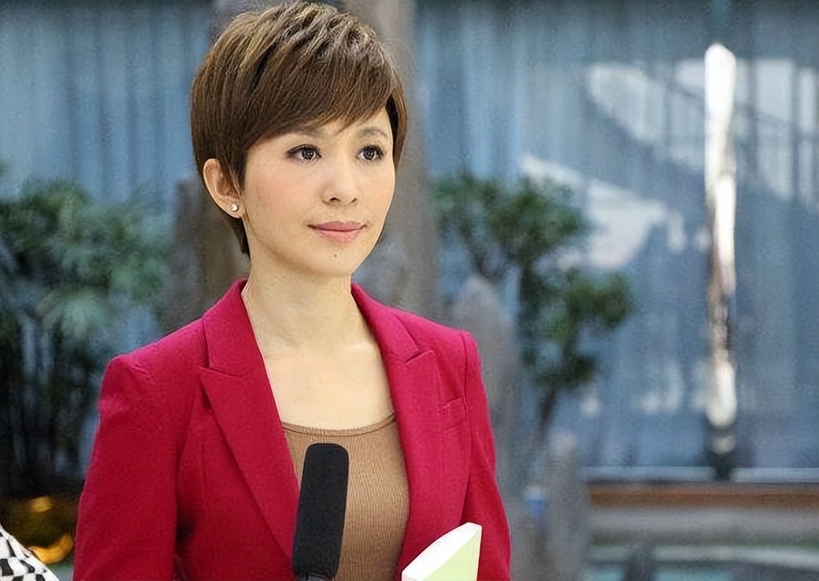 奥运报道主持人(欧阳夏丹:主持《新闻联播》9年,两年前突然消失,背后
