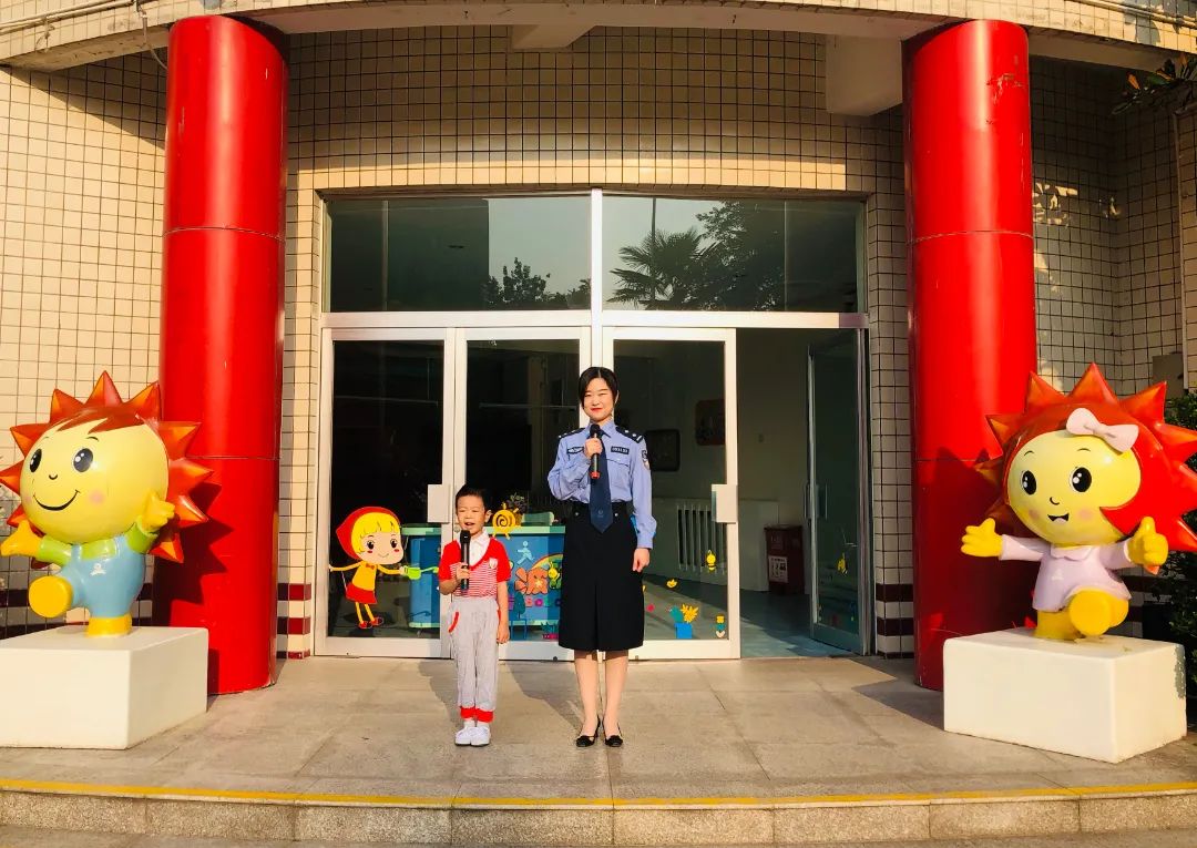 坚韧不拔，拼尽全力勇逐梦——西安碑林公安“荆棘之花”韩嘉仪的无悔警察梦