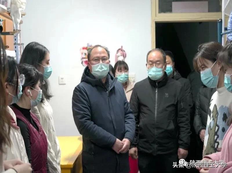 宅宿抗疫丨看理工学子花式宿舍生活