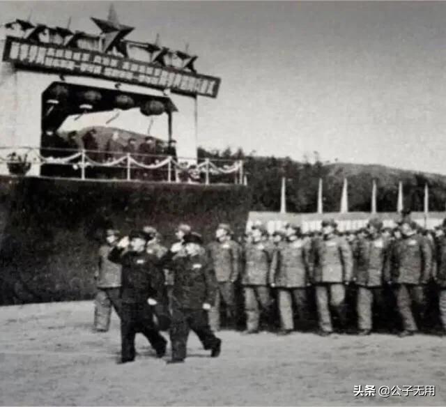 南京军事学院往事：学员是将军，教员是校尉，败军之将当老师