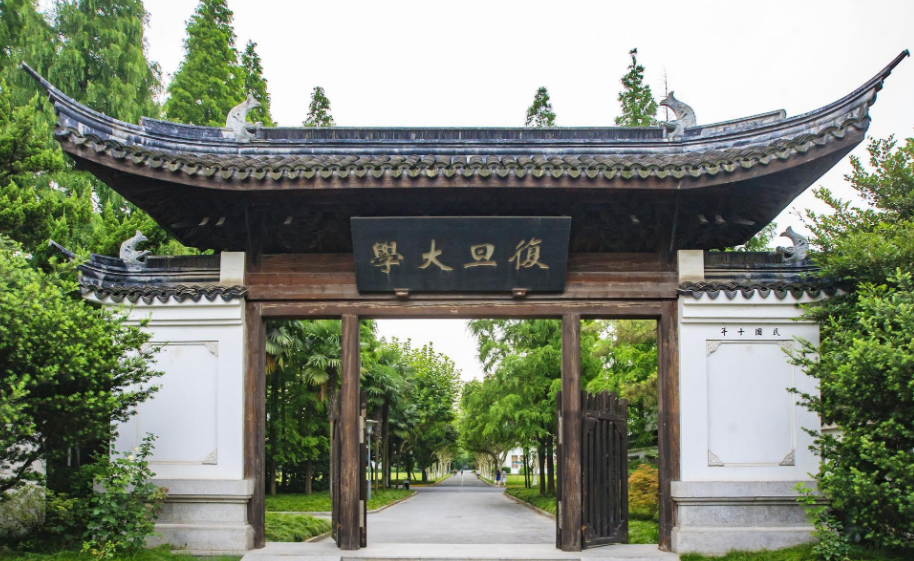 冯琳参加冬奥会宣传，C位领舞惊艳众人，升级为复旦校花是真的？