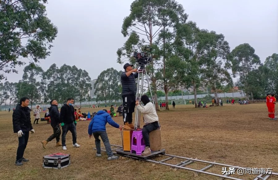 足球梦电影(青春励志电影《足球梦》在广西北海杀青！预计5月份上映)