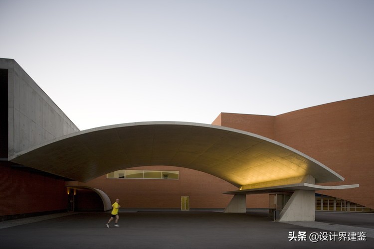 #设计鉴赏#——Álvaro Siza，介于现代与传统之间